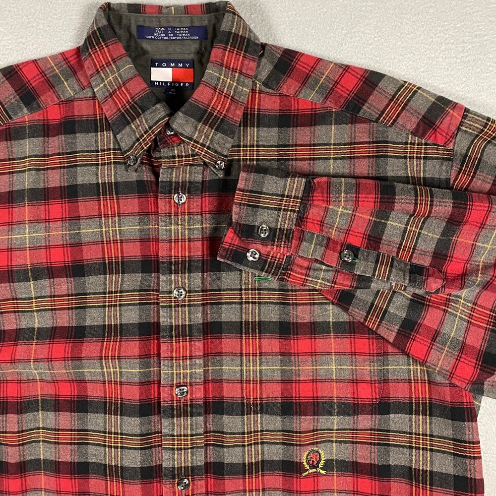 Vintage Tommy Hilfiger Mens M Plaid Button Down Shirt Red Black Cotton Flannel
